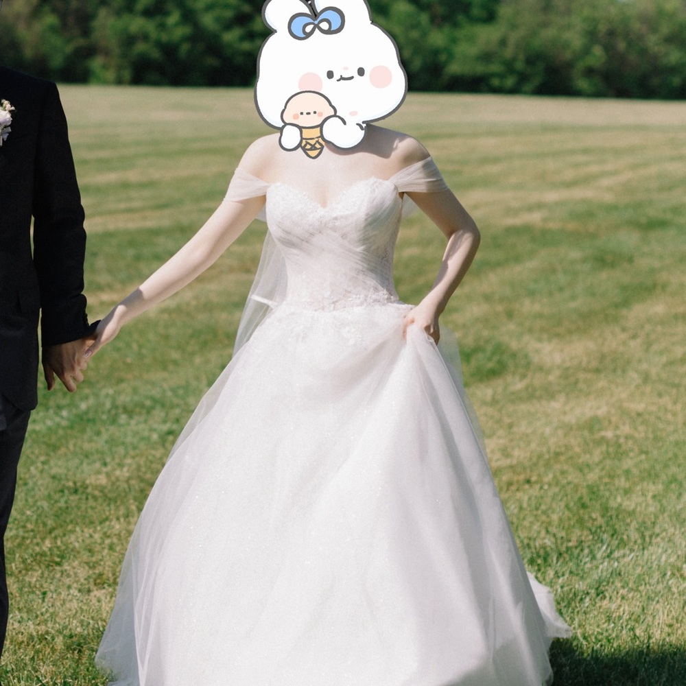 Magnolia Wedding dress - size 4